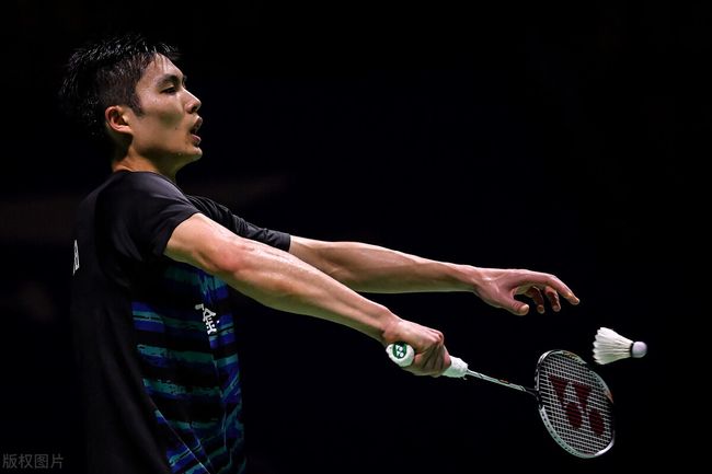 丹麦羽毛球队力克日本羽毛球队，辛杜绝境逆转