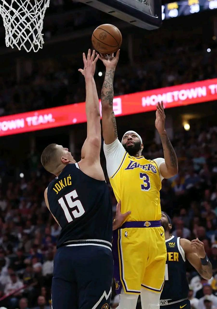 火箭险胜中国男篮，浓眉绝境逆转的简单介绍