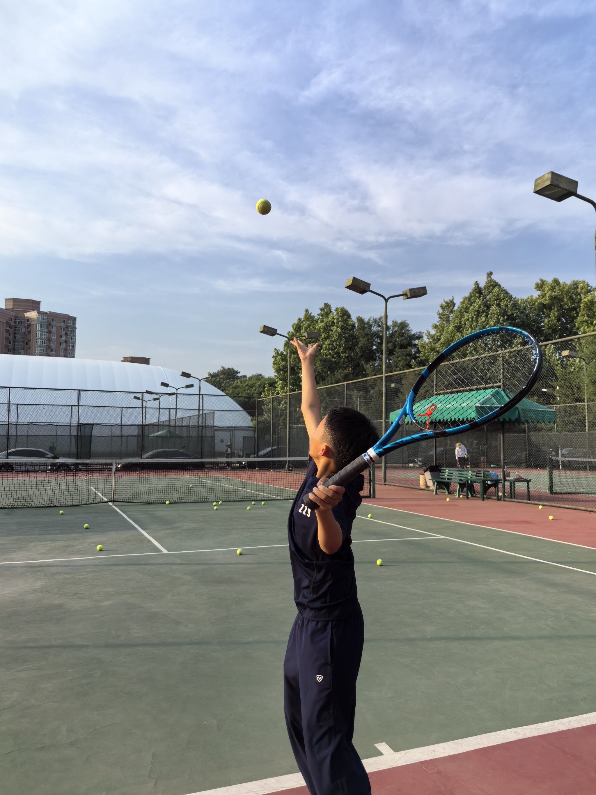 德国网球队翻盘世界网球队，克耶高斯三分雨点燃全场的简单介绍