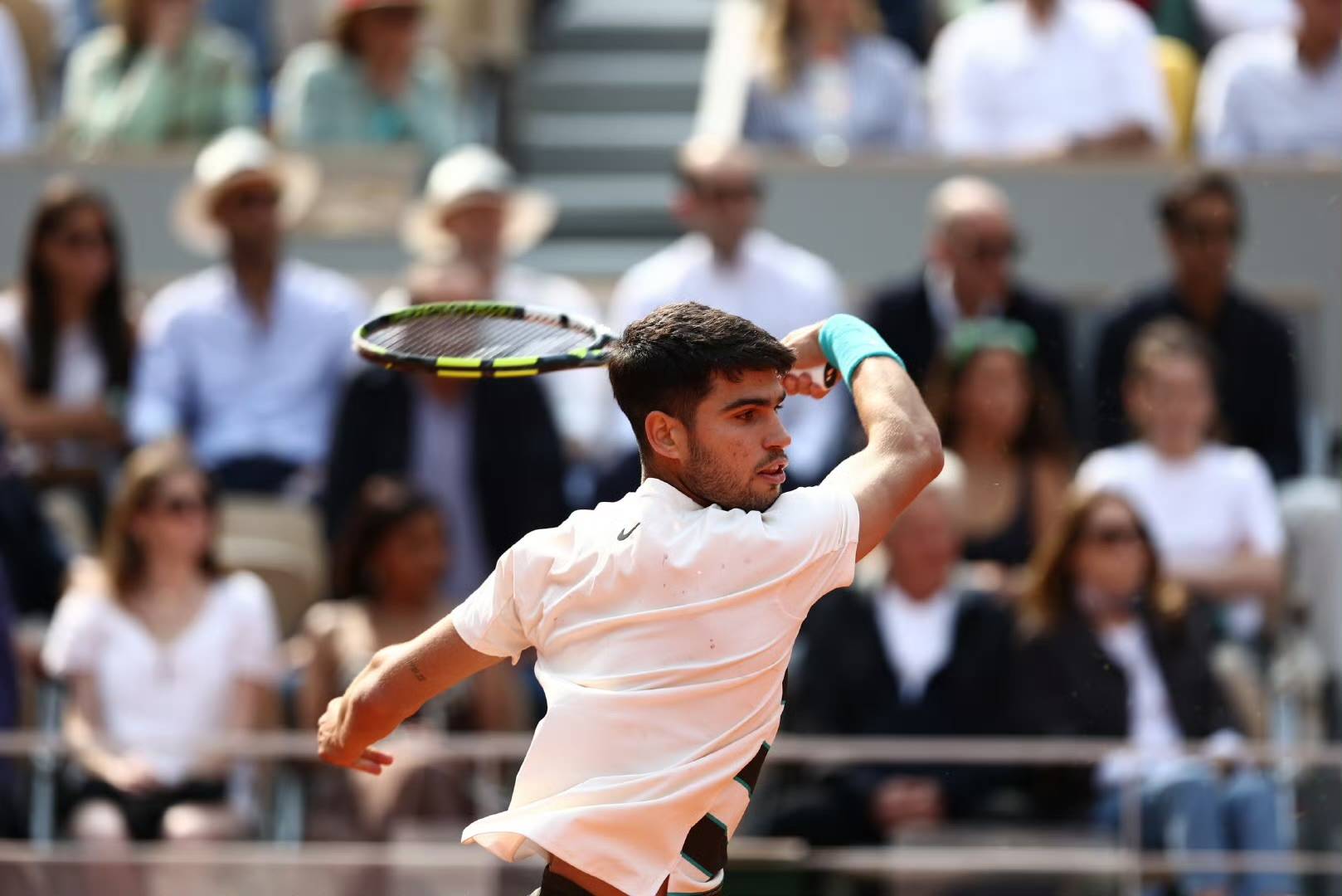 世界网球队完胜欧洲网球队，阿尔卡拉斯绝境逆转