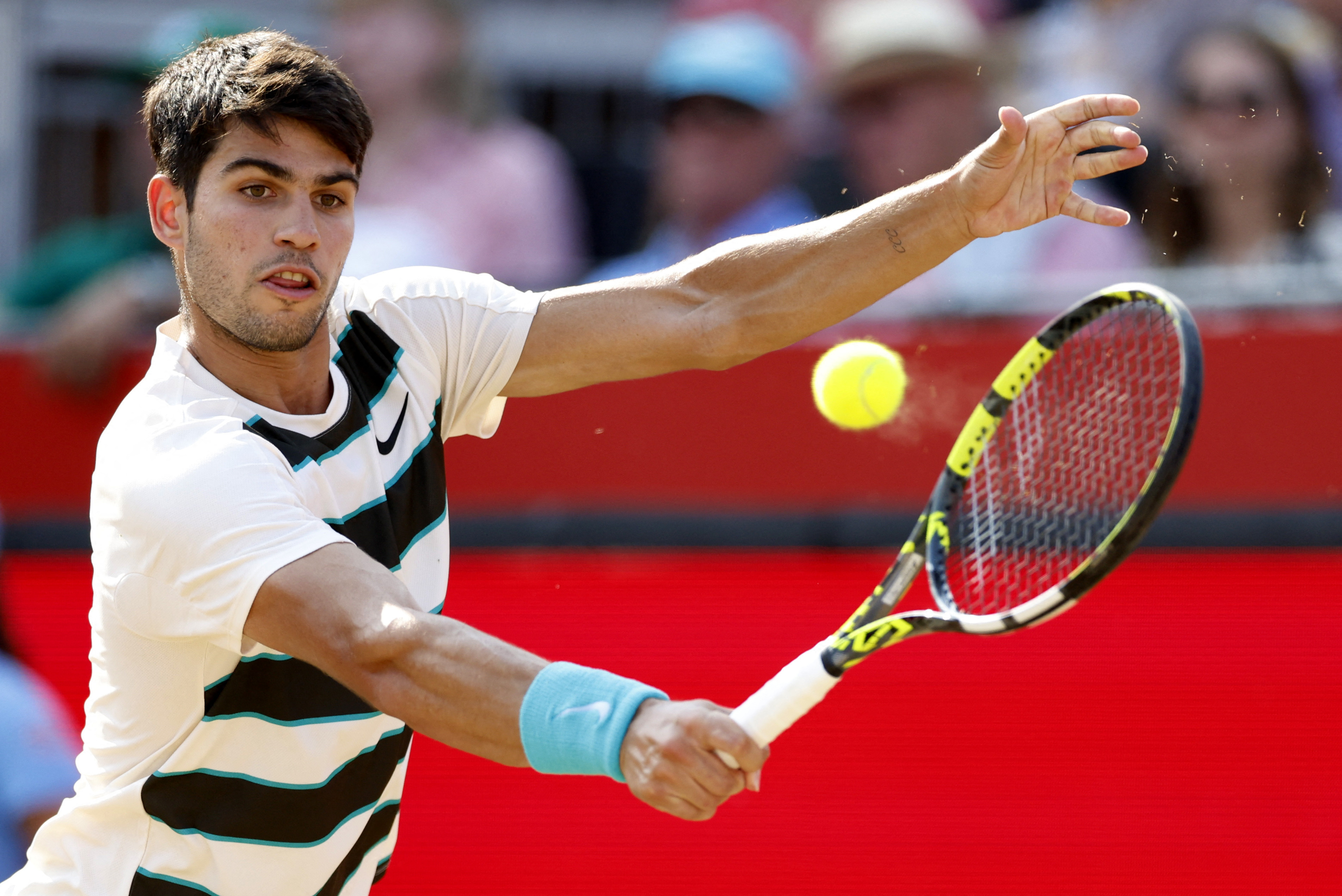 世界网球队完胜欧洲网球队，阿尔卡拉斯绝境逆转