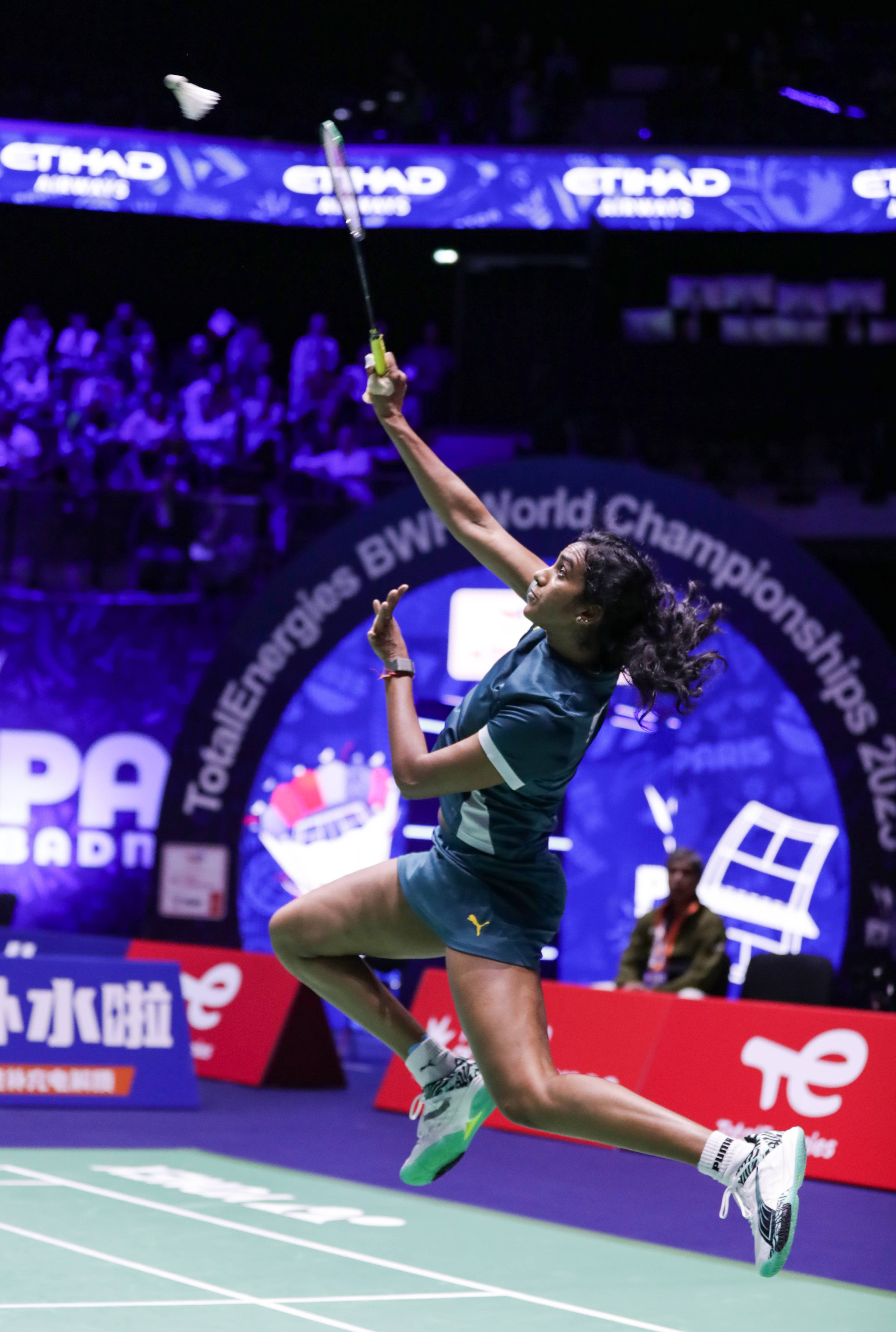 日本羽毛球队绝杀印度羽毛球队，辛杜惊艳世界