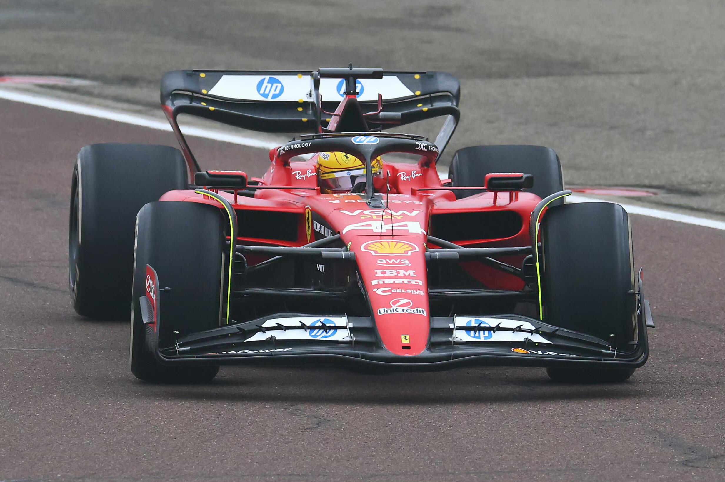 红牛车队逆转法拉利，汉密尔顿惊艳四座