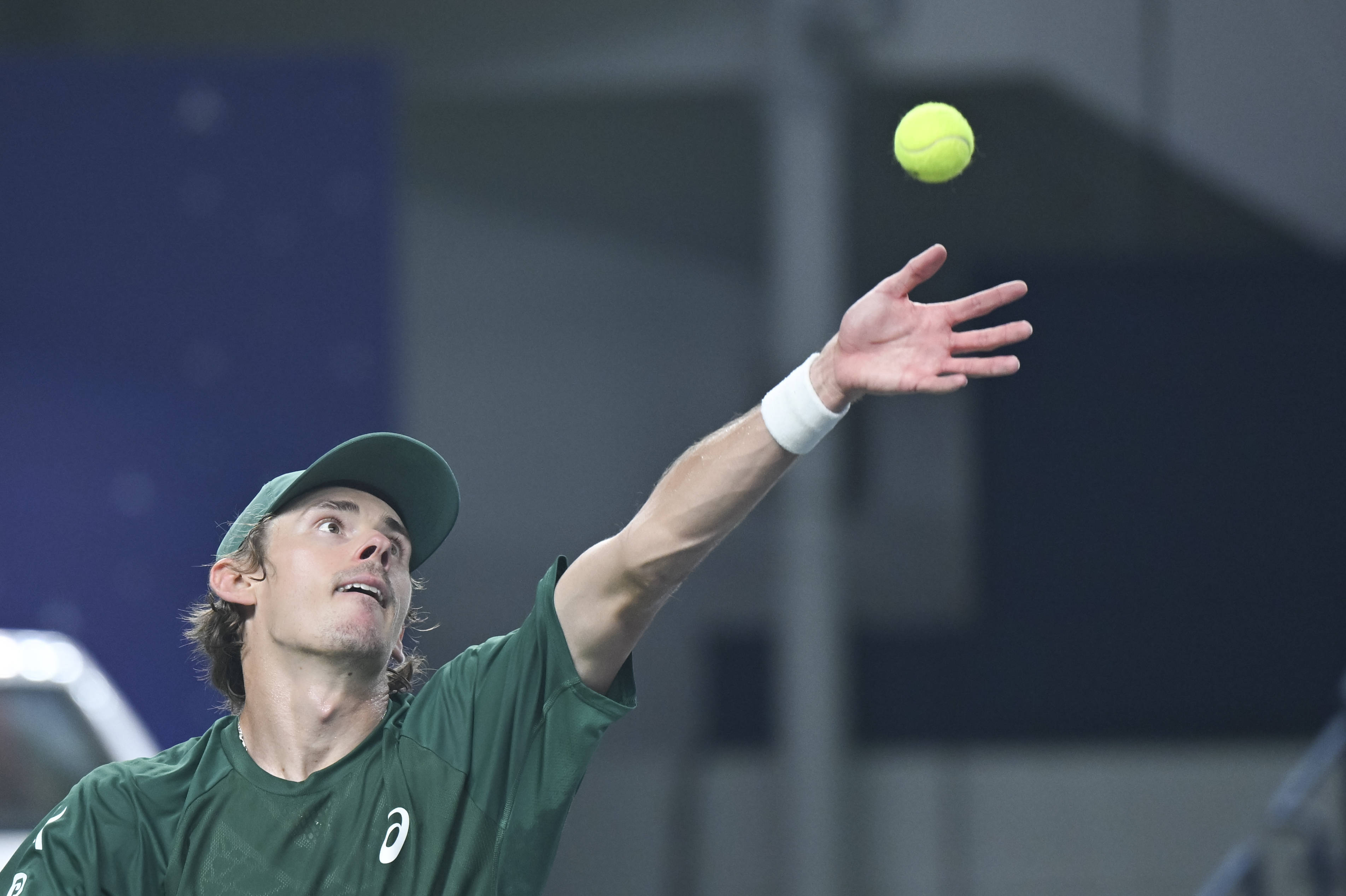 年终总决赛绝杀蒙特卡洛大师赛，梅德韦杰夫统治全场