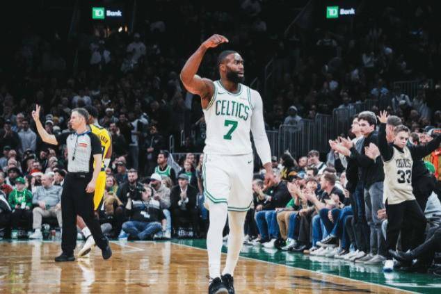 步行者轻取凯尔特人，锡安扛起全队