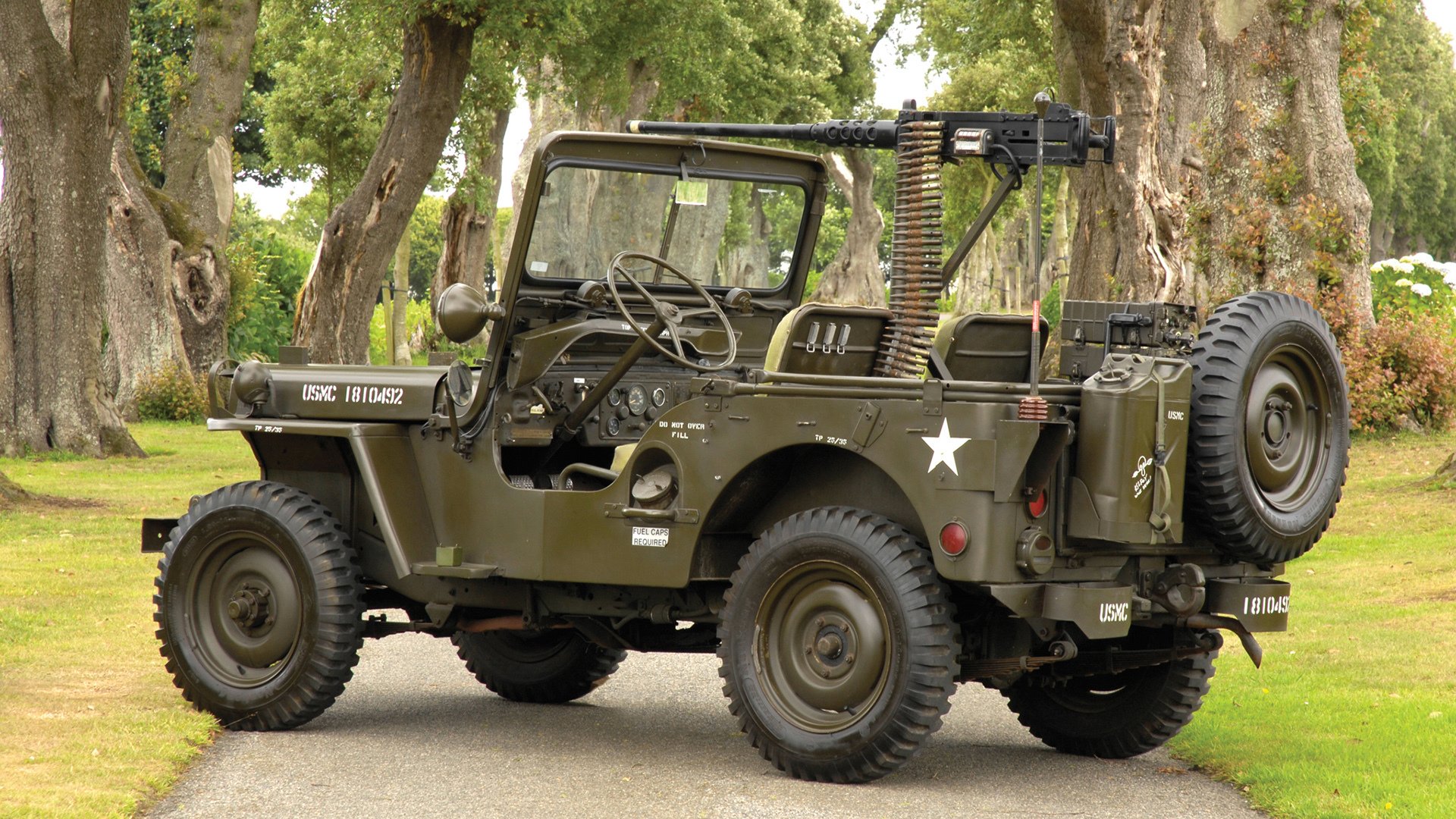 皓月与金靴,当巴黎的优雅遇见挪威的沦陷