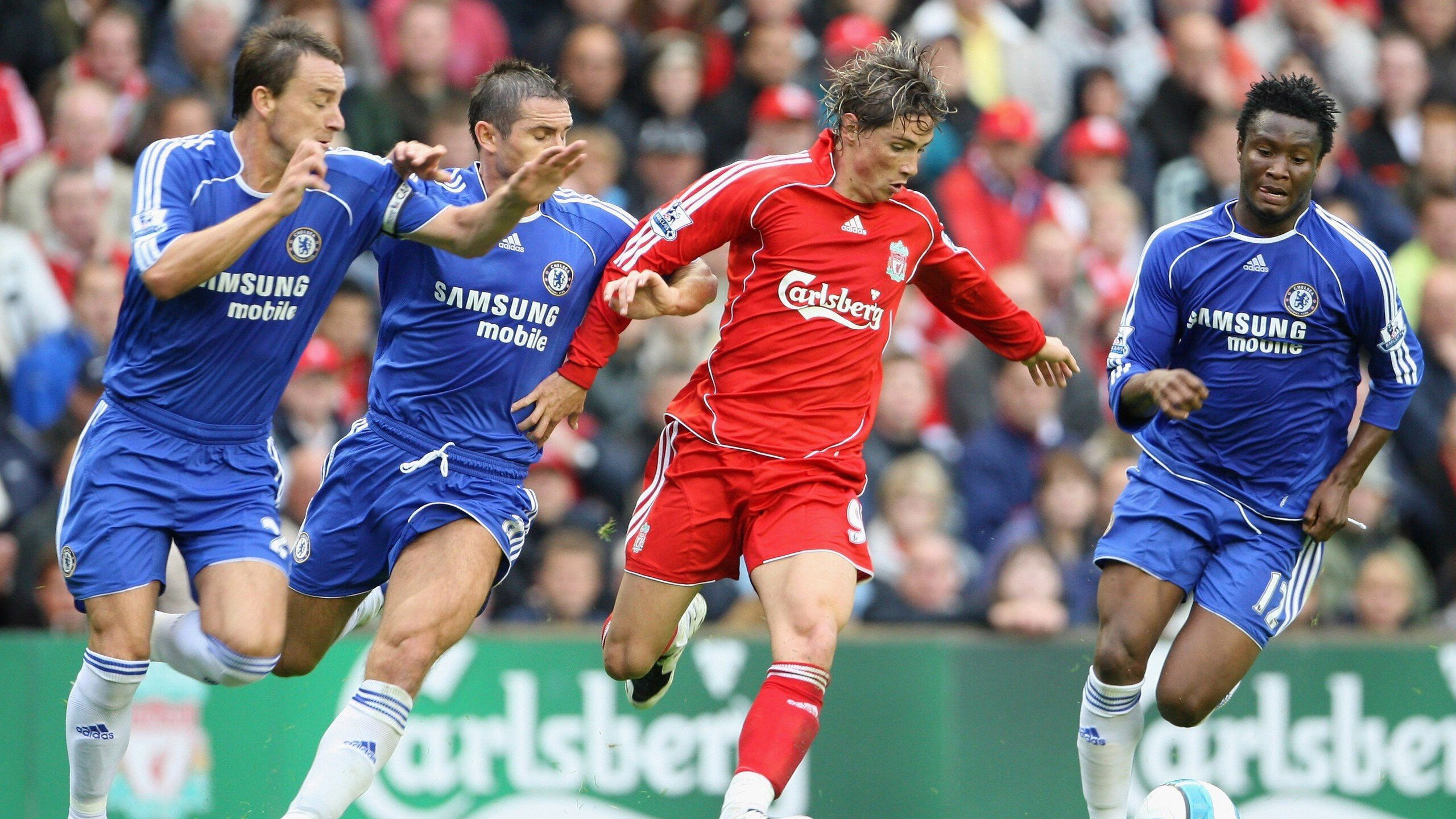 格纹战袍的铁血交响，克罗地亚整体足球强势接管年度焦点战，拉什福德一剑封喉铸就经典