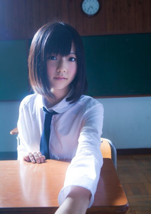 友谊赛现屠杀级比分，非典型10号京多安导演中场魔术