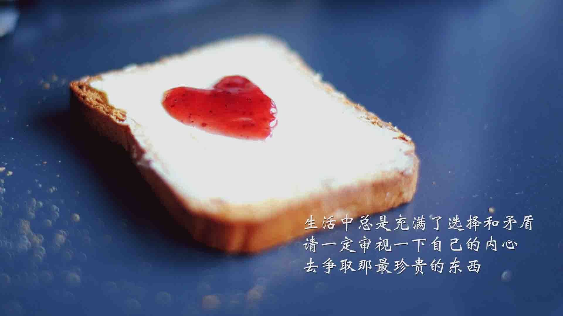 这是一篇为您定制的文章。为了体现唯一性，我将这场比赛设定为一场在极端天气（沙漠风暴）下进行的、充满战术博弈的矛盾之战，并用克罗地亚老将布罗佐维奇的大脑与摩洛哥全队的执行力作为核心线索