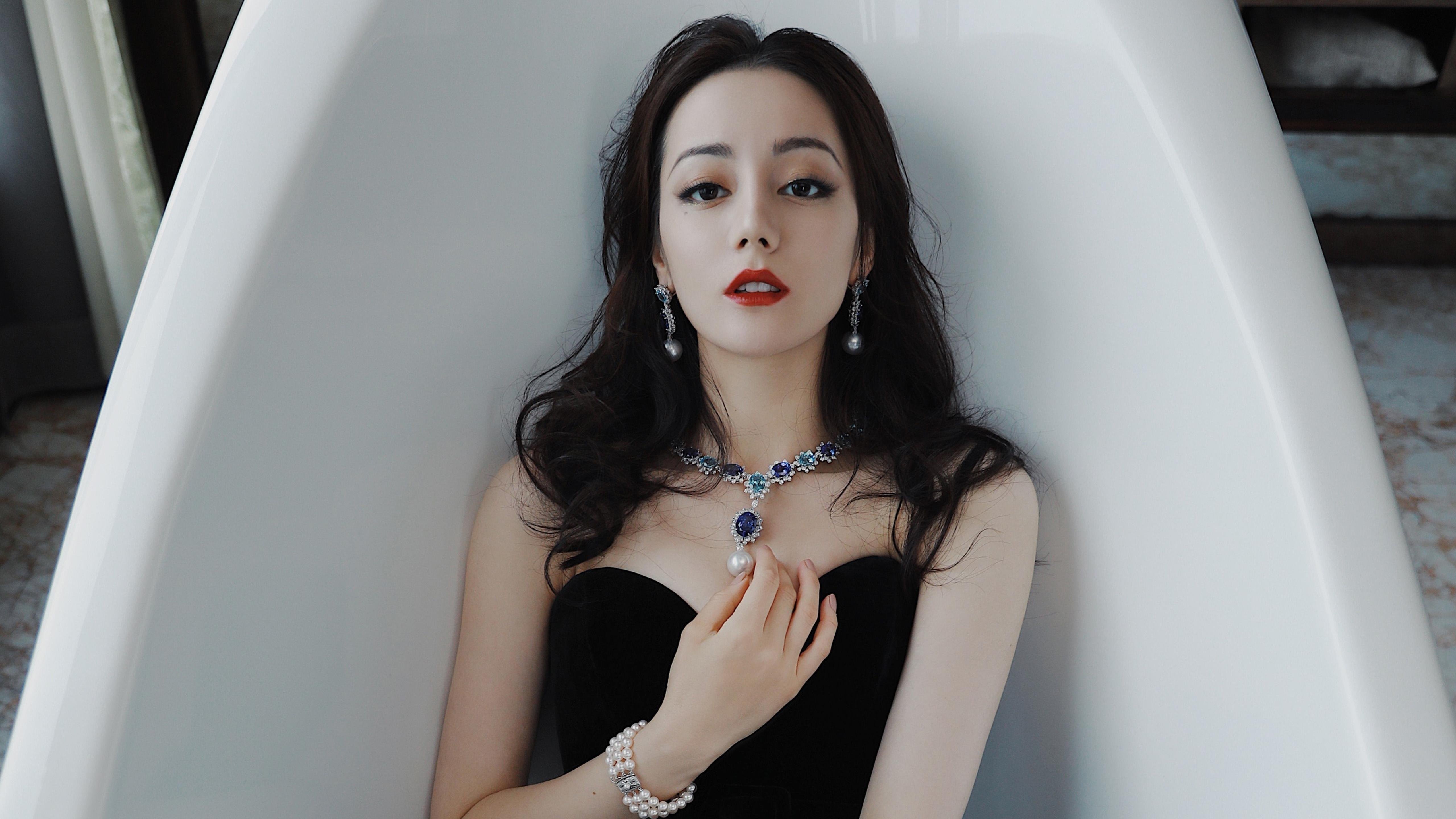 1.悬念型，最后三分钟，华沙之鹰啄穿安第斯之鹰—B费导演的B组生死时速